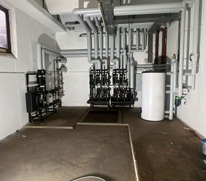 Fernwaermeheizung-in-einem-Gewerbeobjekt-im-Raum-Taufkirchen-11-scaled